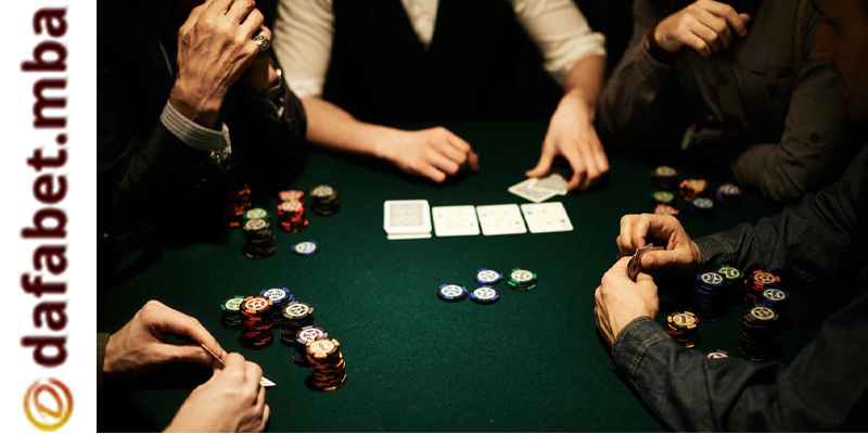 Chiến thuật chơi bài Poker